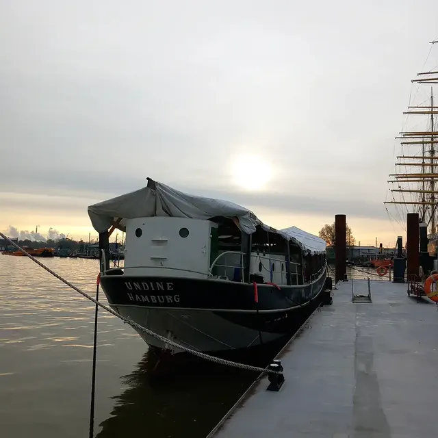 Die Undine am Bremer Kai wieder eingeplant Feb. 2023